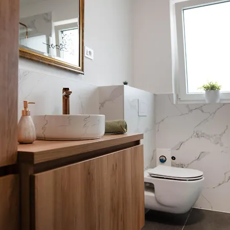 Апартаменты Adriatic Sunset View *