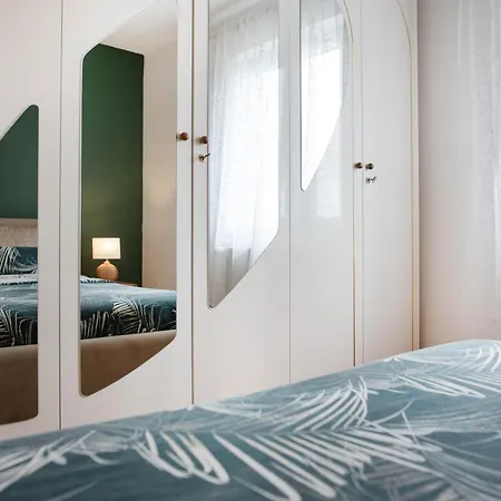 Апартаменты Adriatic Sunset View *